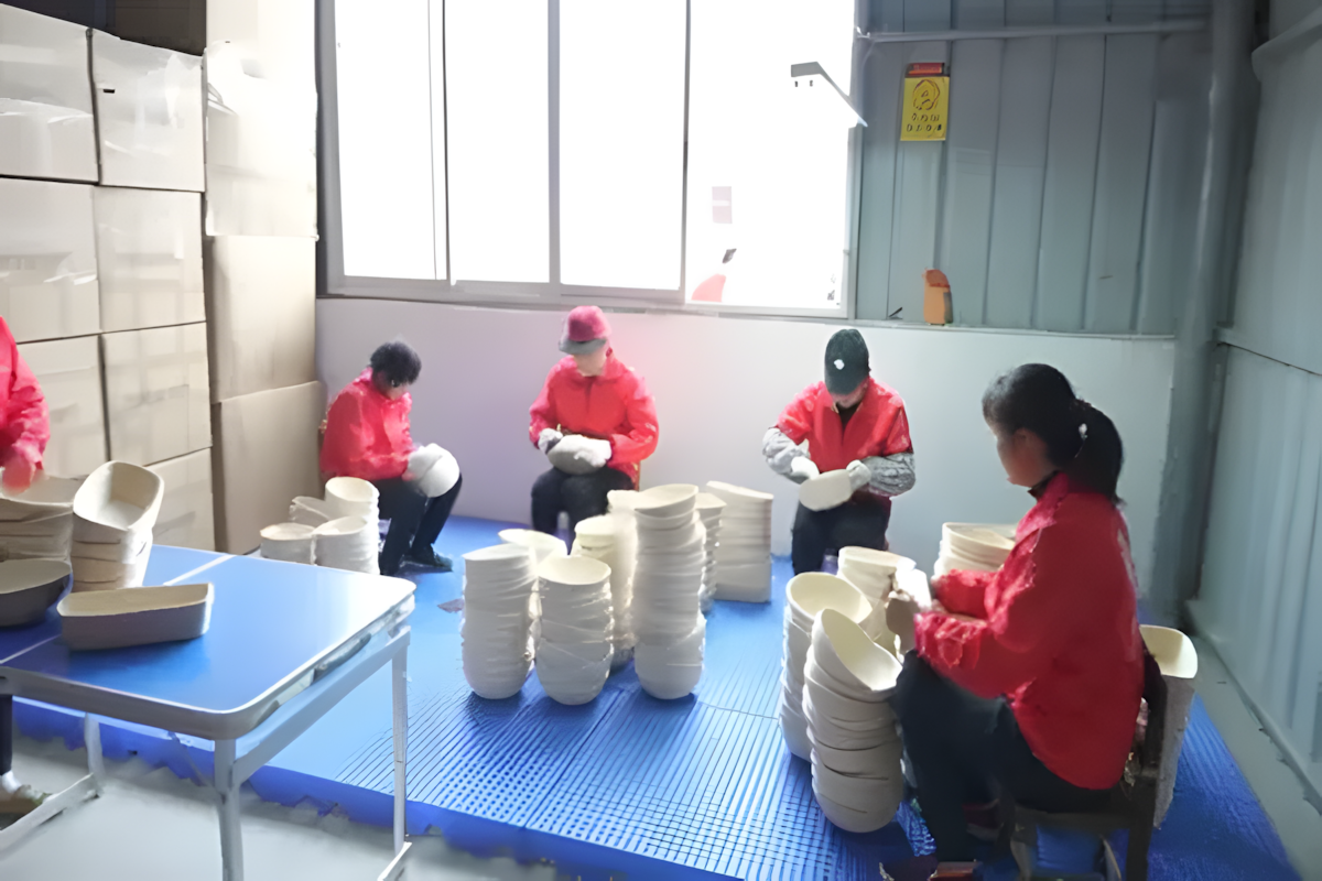 فحص مراقبة جودة المنتج